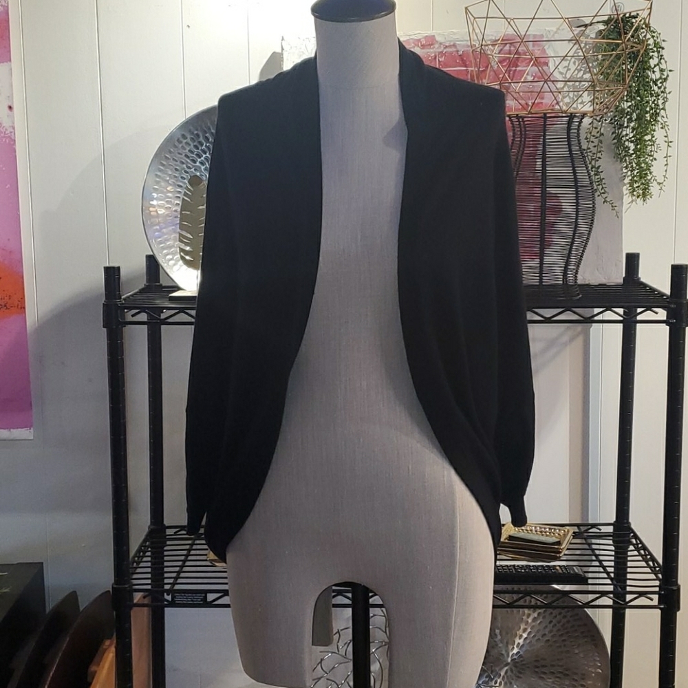 Black long shrug